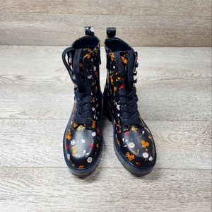 NWOT Guess floral lace up combat boots